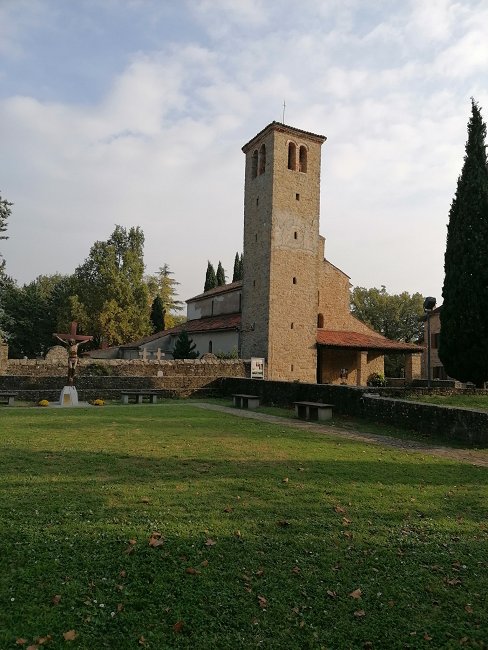 582338474 122246501288057060 5404267009067457158 n venčki