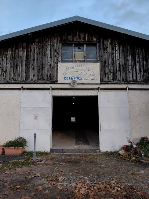 IMG 20251120 153137 konji